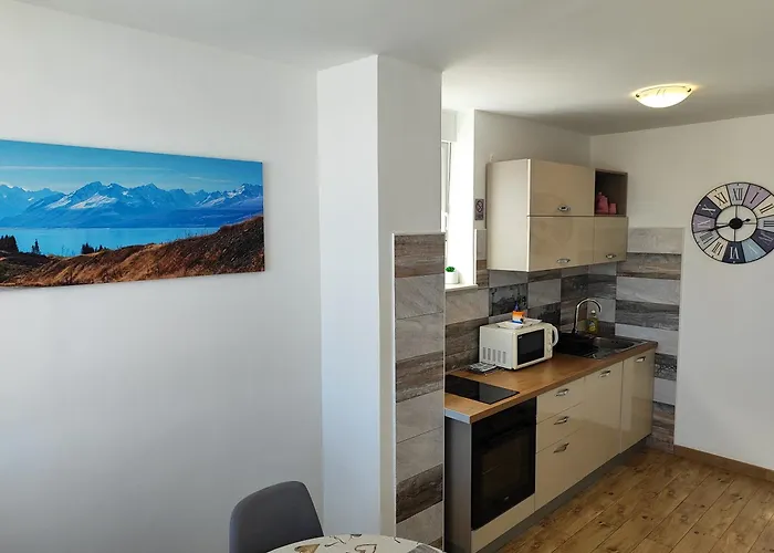 Marina View Appartamento Zara